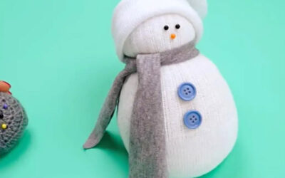 Patak-O prigodne dekoracije: Napravite snješka od starih čarapa i riže